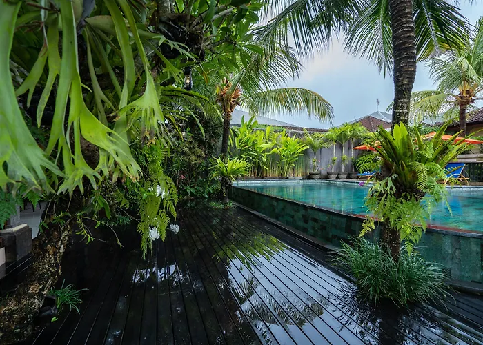 Hotel Natya Tanah Lot 3*